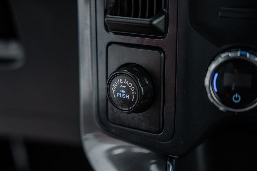 Certified 2021 Ford F150 XLT w/ Equipment Group 302A High image 28