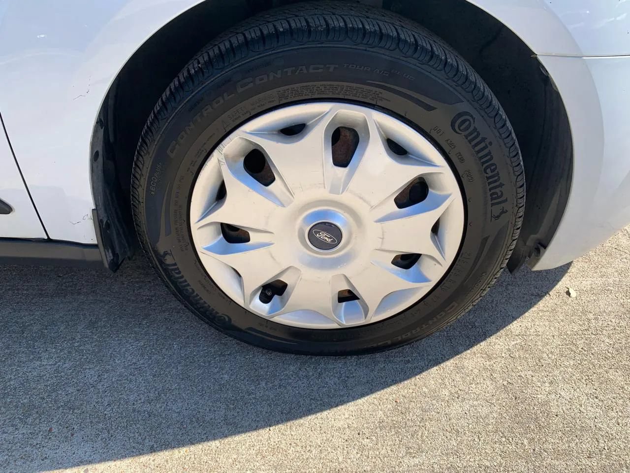 Used 2018 Ford Transit Connect XLT FWD image 26