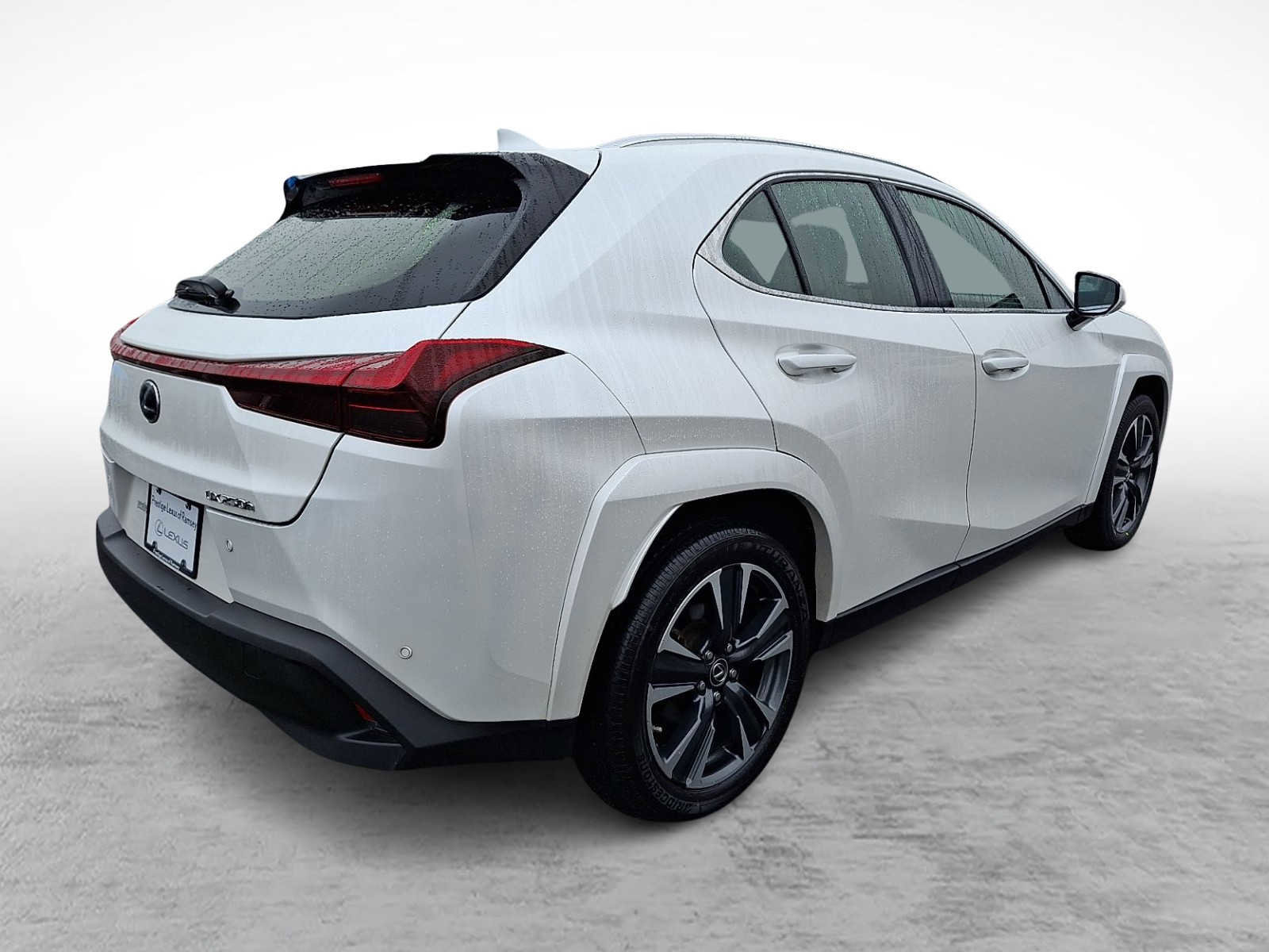 Used 2023 Lexus UX 250h FWD w/ Premium Package image 4