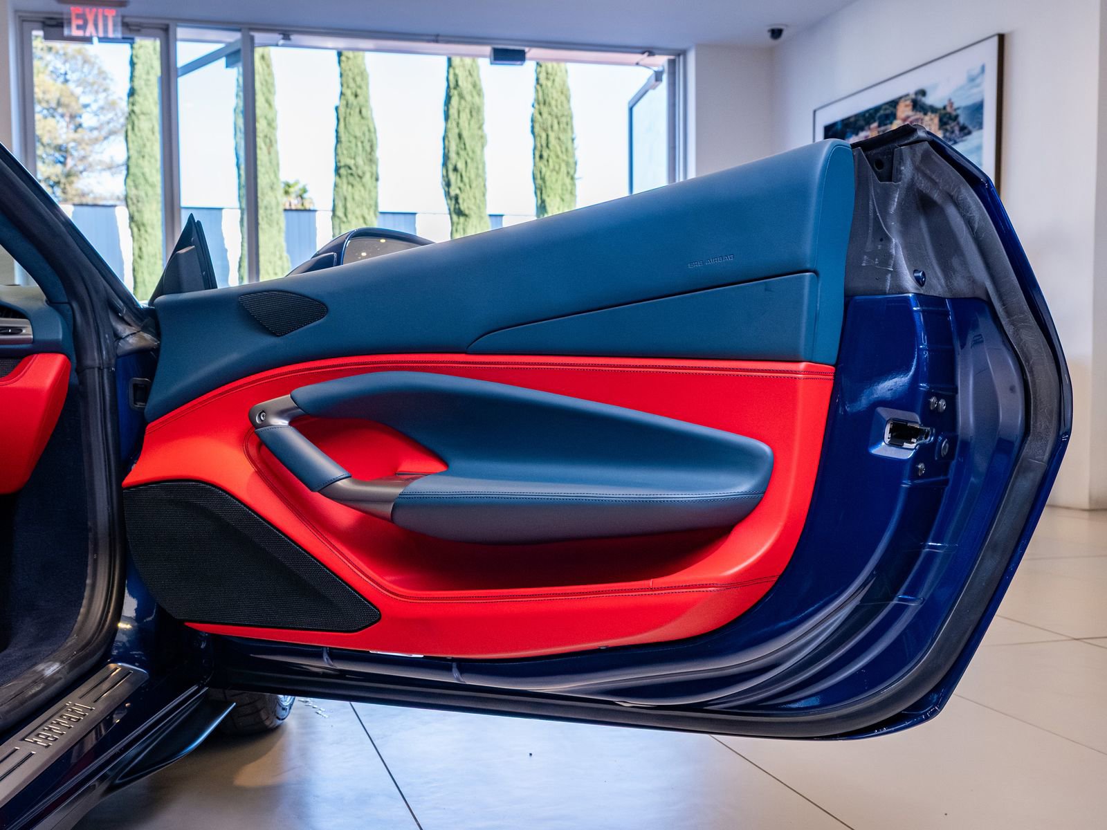 Used 2022 Ferrari F8 Tributo image 21