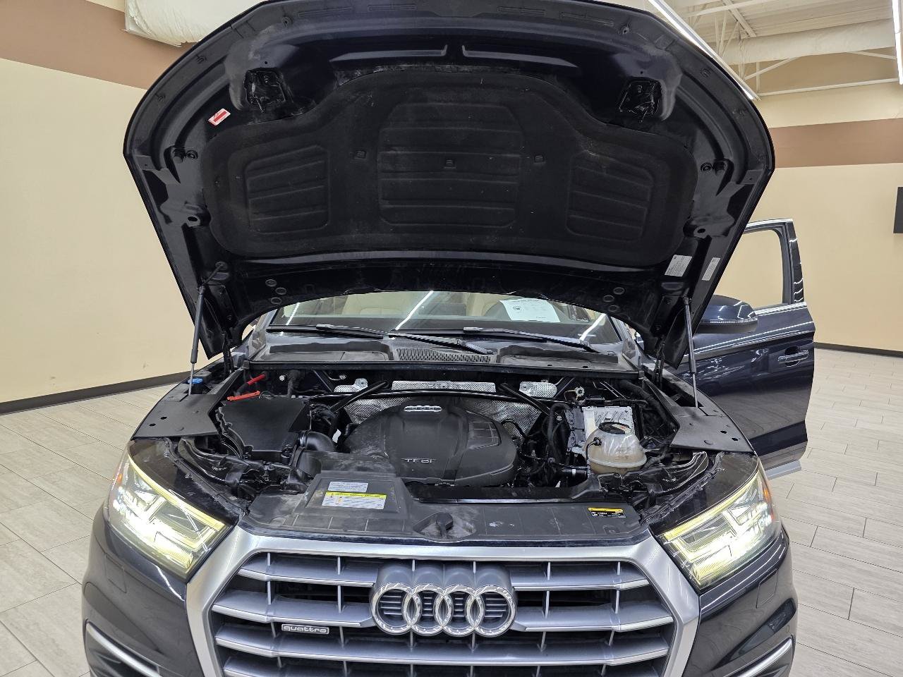 Used 2020 Audi Q5 2.0T Premium Plus AWD/4WD image 46