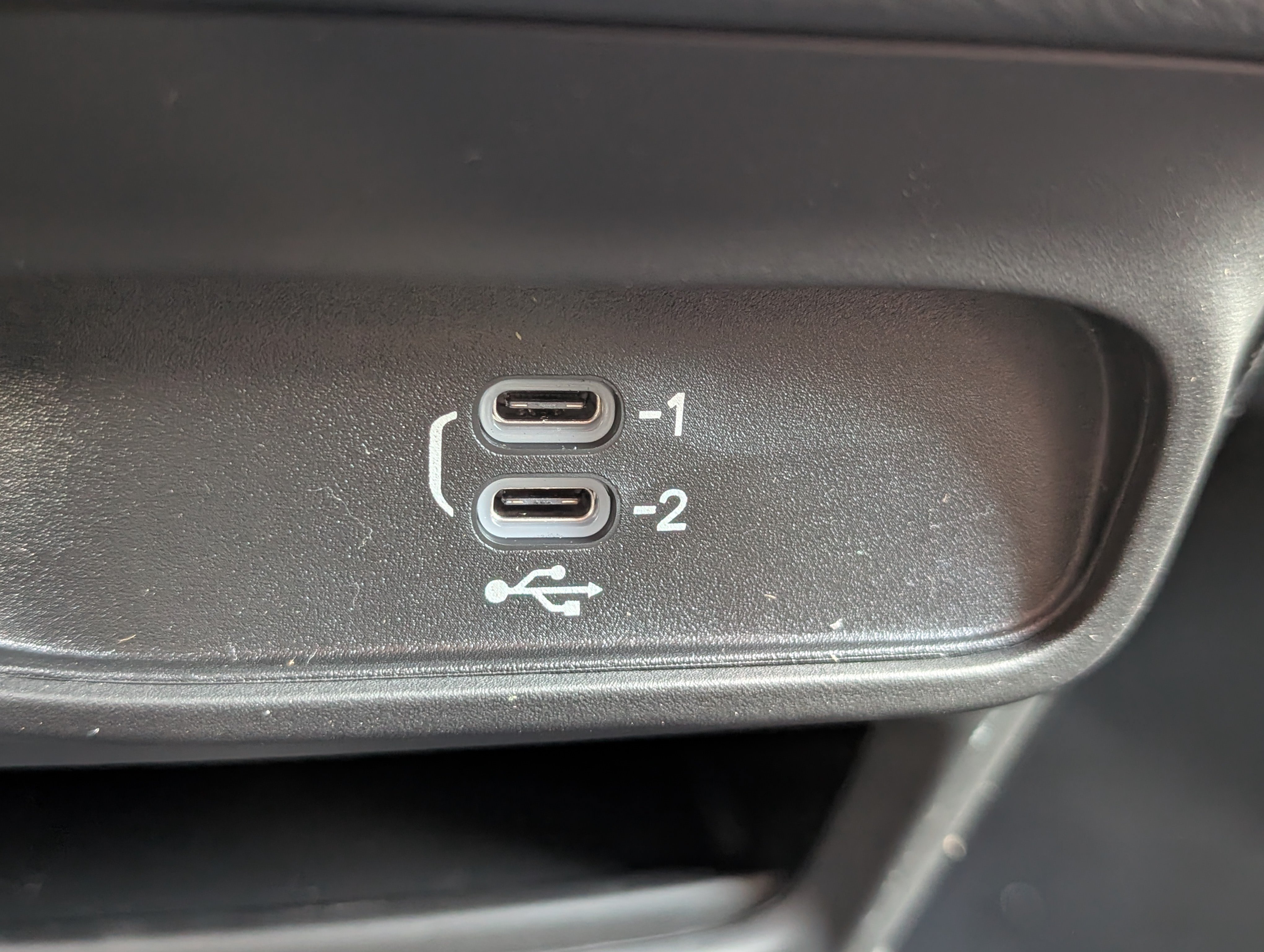 New 2026 Chrysler Voyager LX FWD image 23