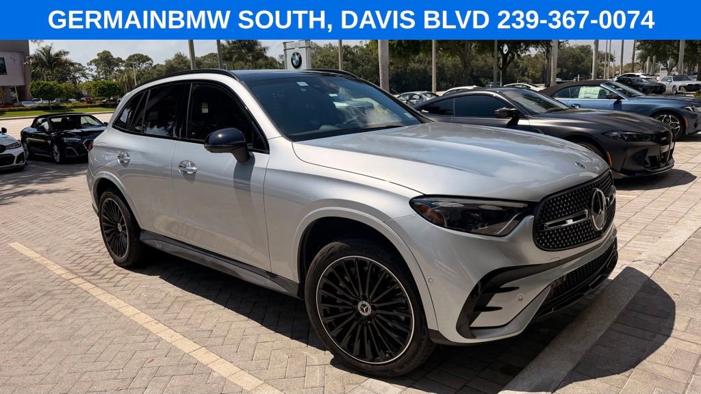 Used 2024 Mercedes-Benz GLC 300 4MATIC image 30
