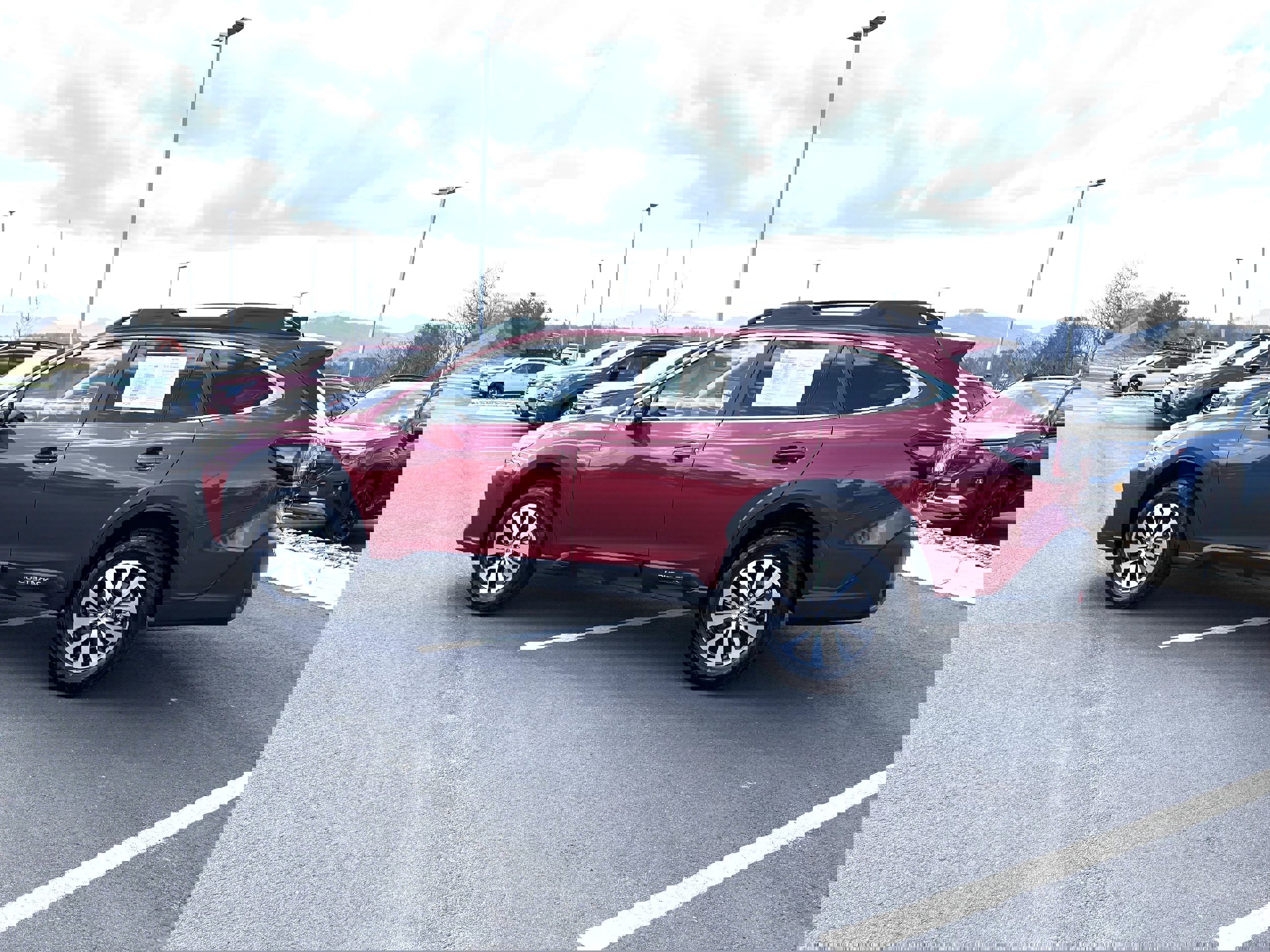 Certified 2025 Subaru Outback Premium AWD/4WD image 5