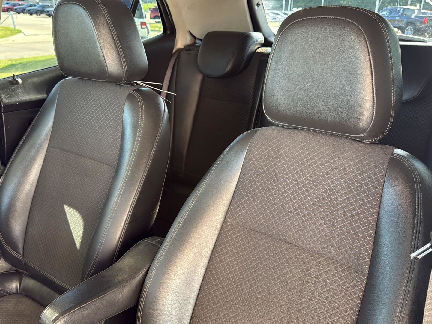 Used 2018 Buick Encore Sport Touring w/ Safety Package FWD image 17