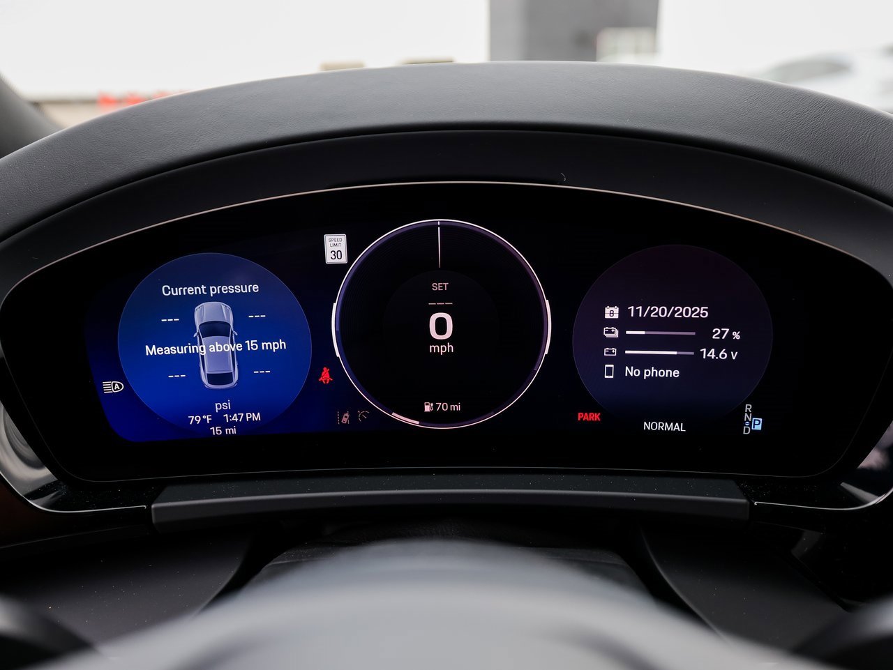 New 2025 Porsche Macan 4S Electric image 15