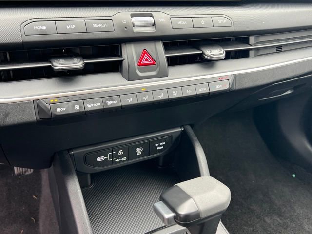 Certified 2025 Kia K4 LXS image 21