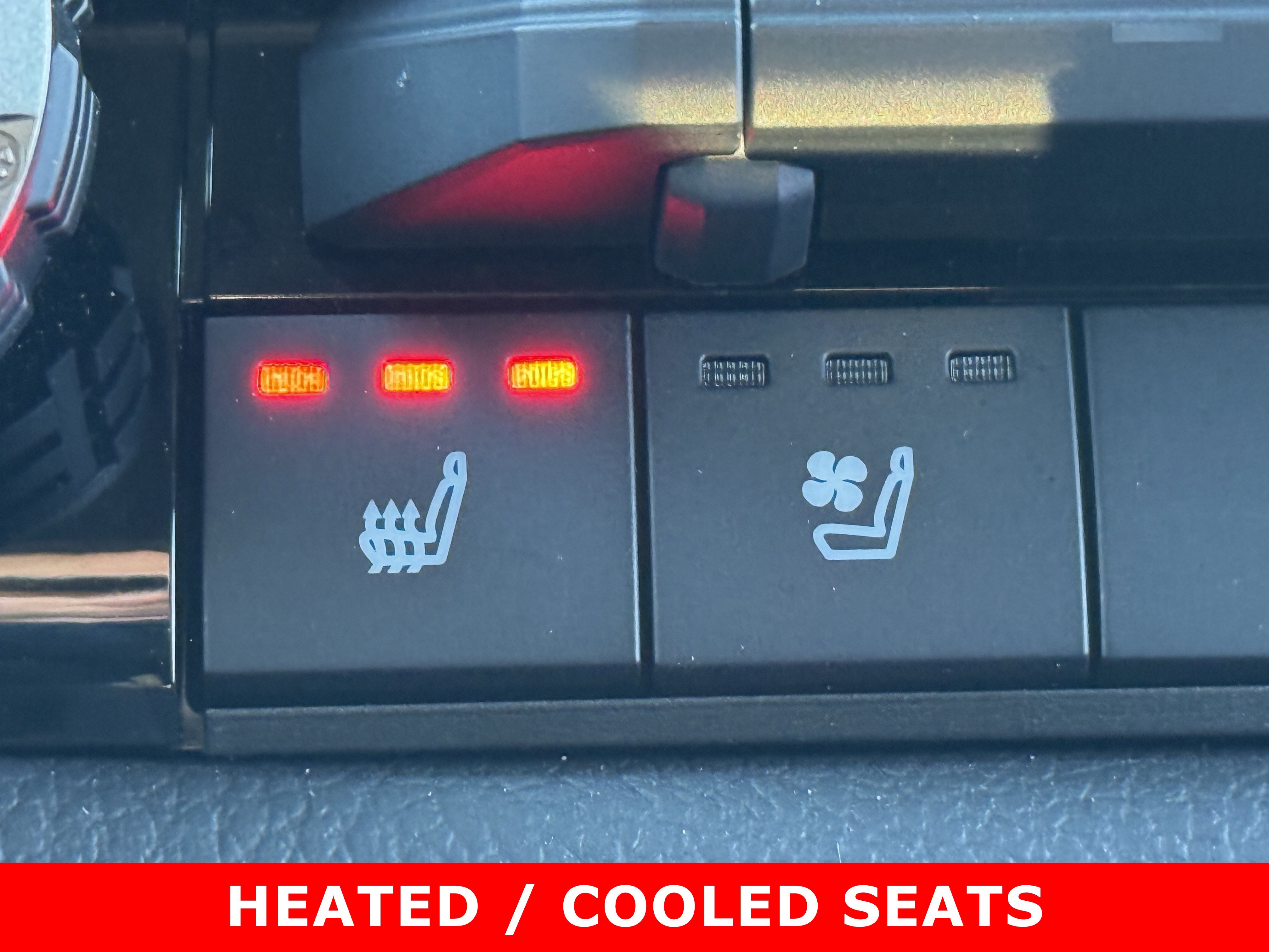 Used 2025 Toyota Tundra Limited image 20