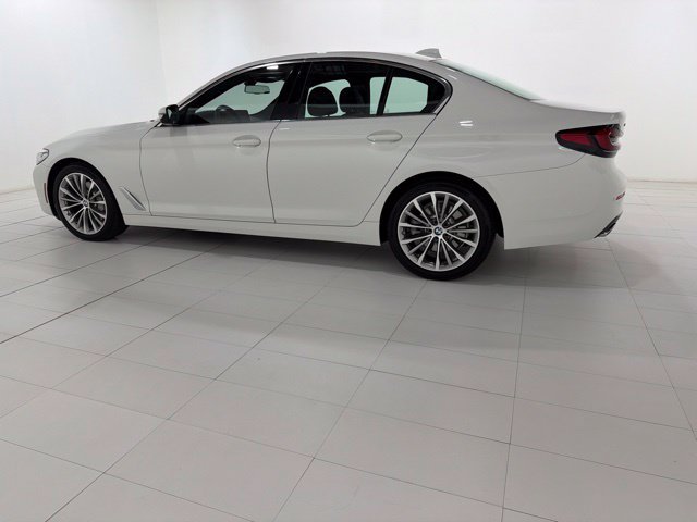 Certified 2023 BMW 530i xDrive w/ Convenience Package AWD/4WD image 2