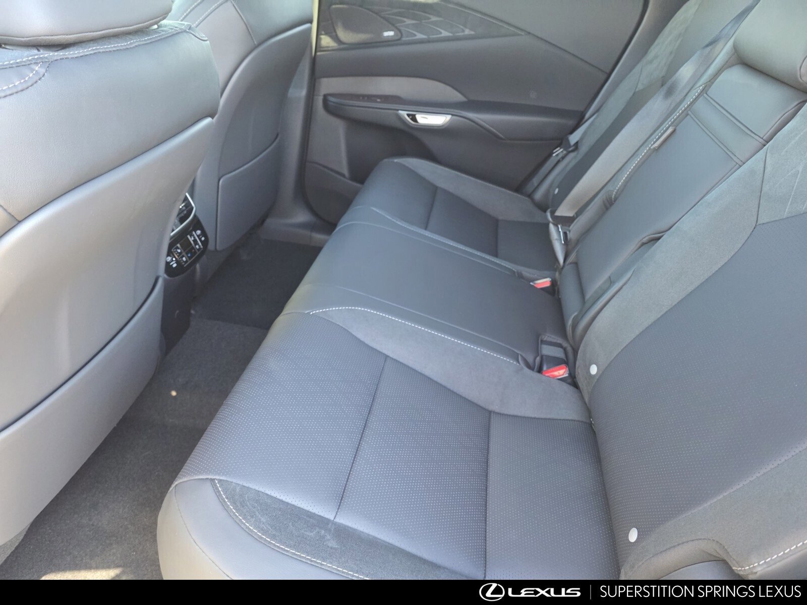 New 2026 Lexus RX 350 image 25