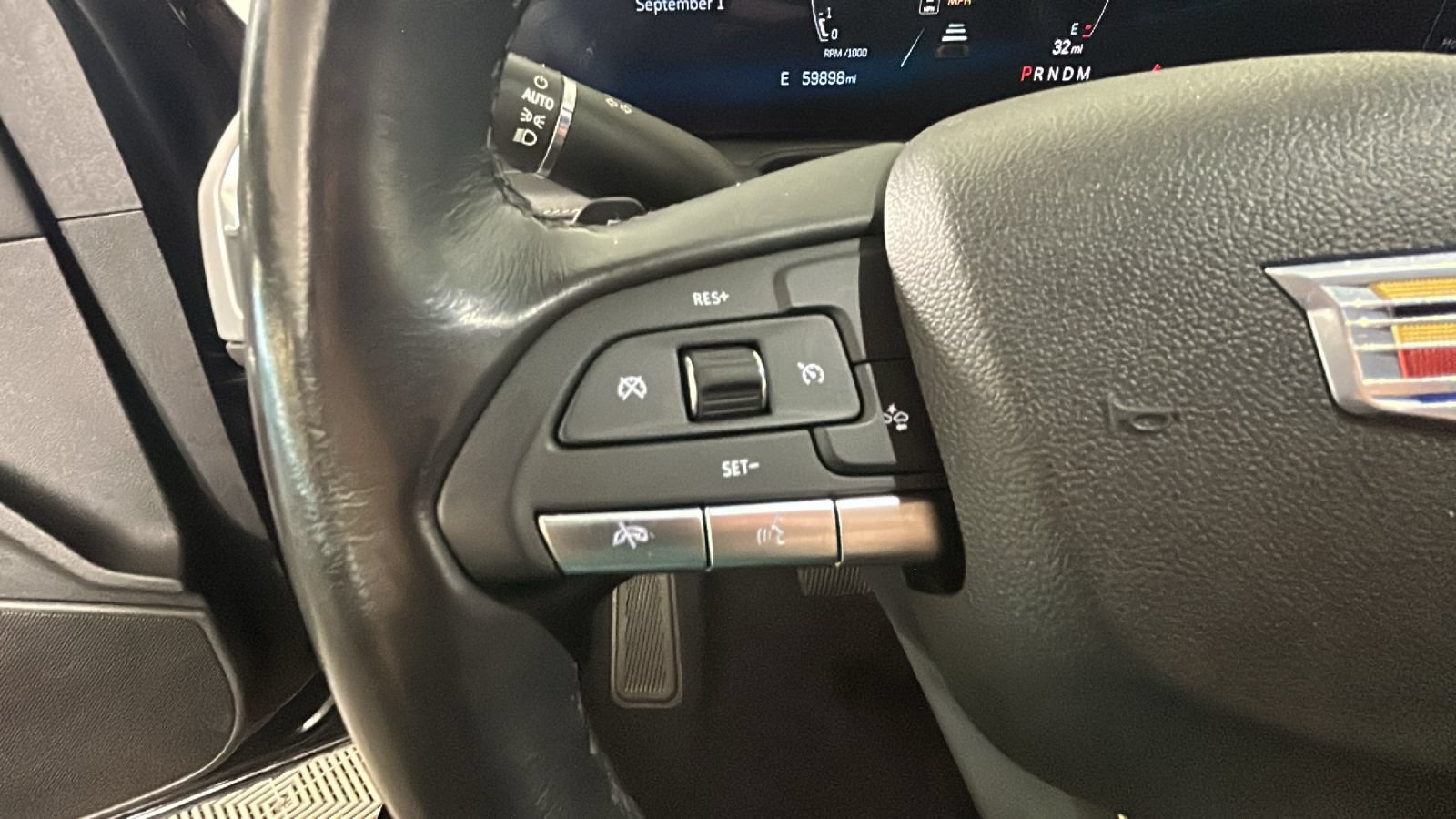 Used 2024 Cadillac XT4 Premium Luxury AWD/4WD image 18