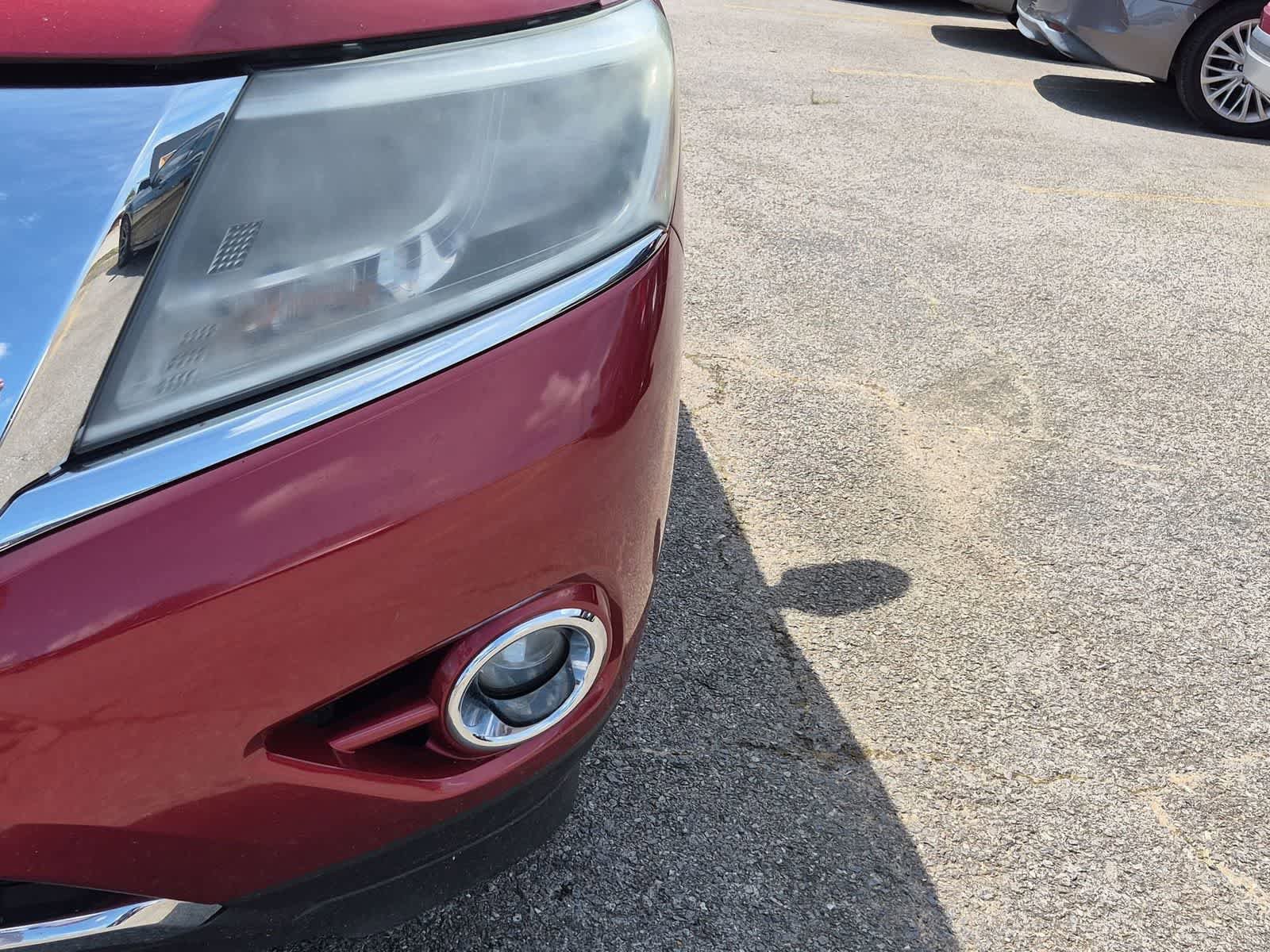 Used 2016 Nissan Pathfinder SV w/ Cargo Package FWD image 11