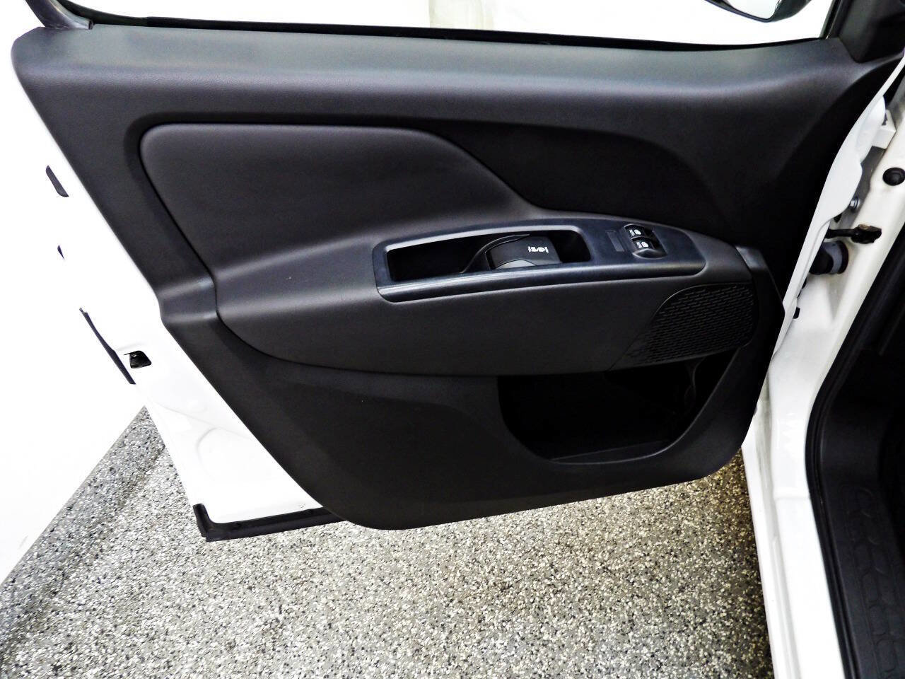 Used 2019 RAM ProMaster City Tradesman FWD image 7
