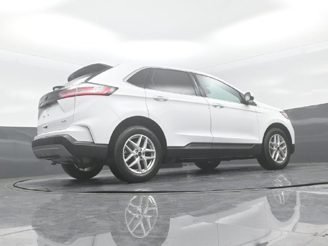 Certified 2024 Ford Edge SEL w/ Convenience Package AWD/4WD image 22