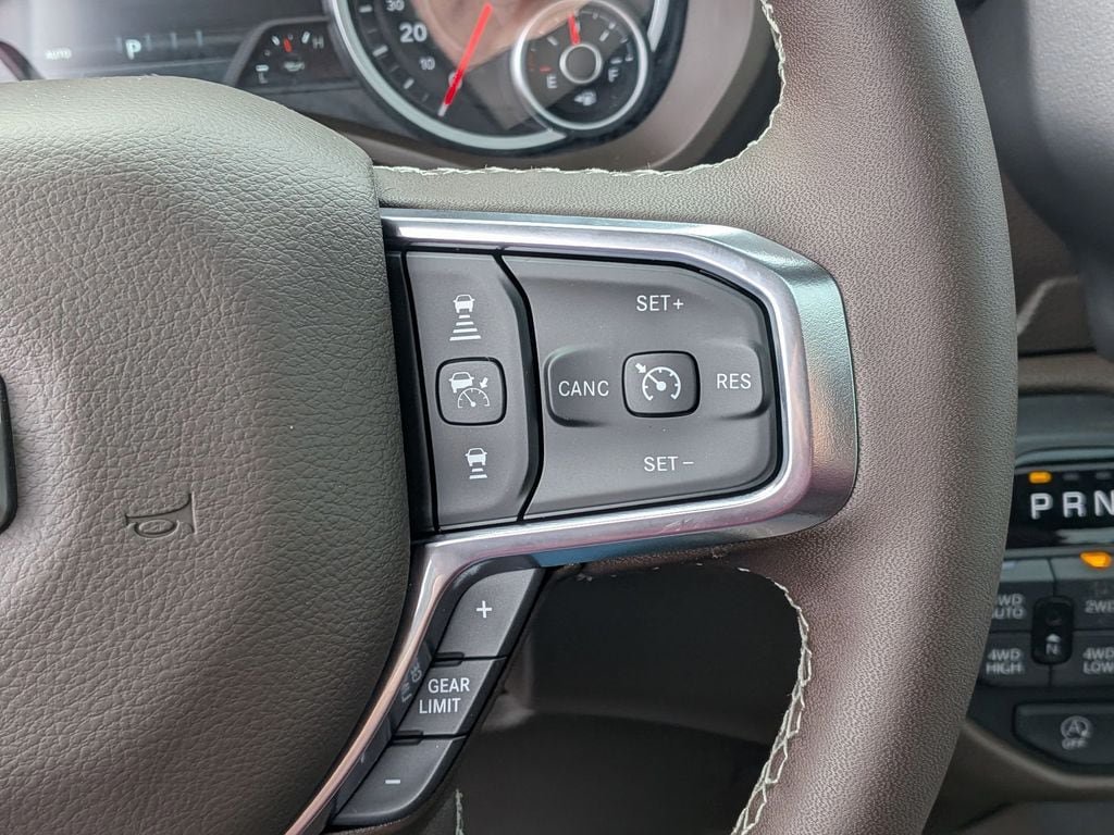 New 2026 RAM 1500 Laramie w/ Laramie Preferred Package AWD/4WD image 17