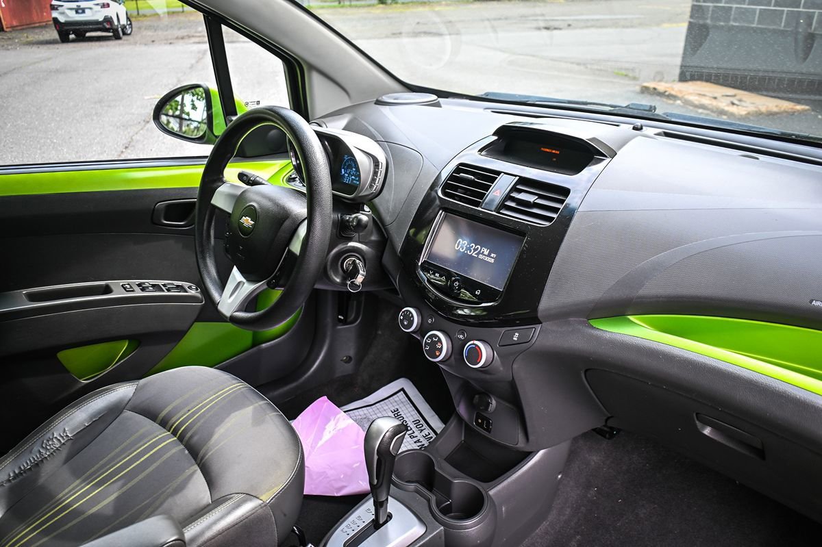 Used 2014 Chevrolet Spark LT FWD image 17