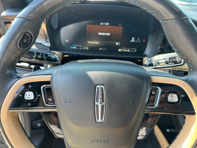 Used 2022 Lincoln Corsair Reserve w/ Equipment Group 201A AWD/4WD image 32