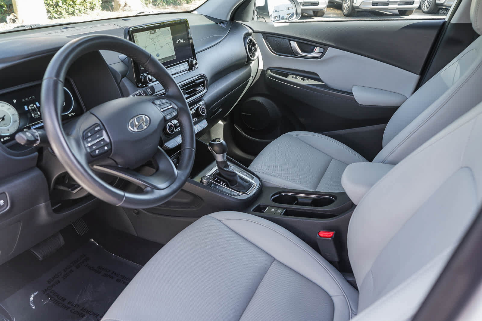Used 2023 Hyundai Kona Limited AWD/4WD image 19