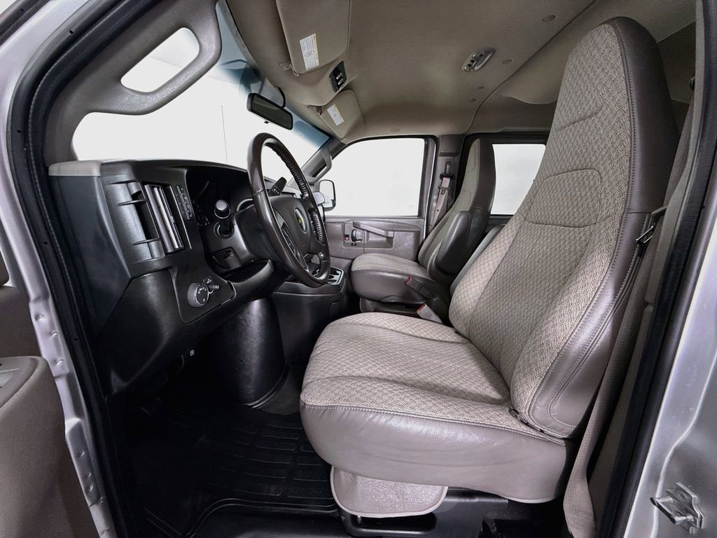 Used 2023 Chevrolet Express 2500 LS w/ Driver Convenience Package RWD image 19
