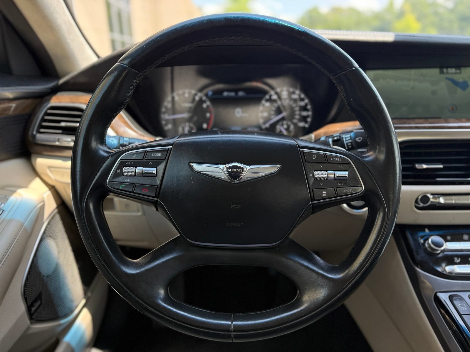 Used 2018 Genesis G90 5.0 Ultimate AWD/4WD image 25