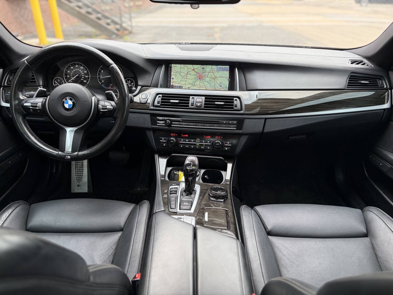 Used 2016 BMW 550i xDrive Sedan AWD/4WD image 23