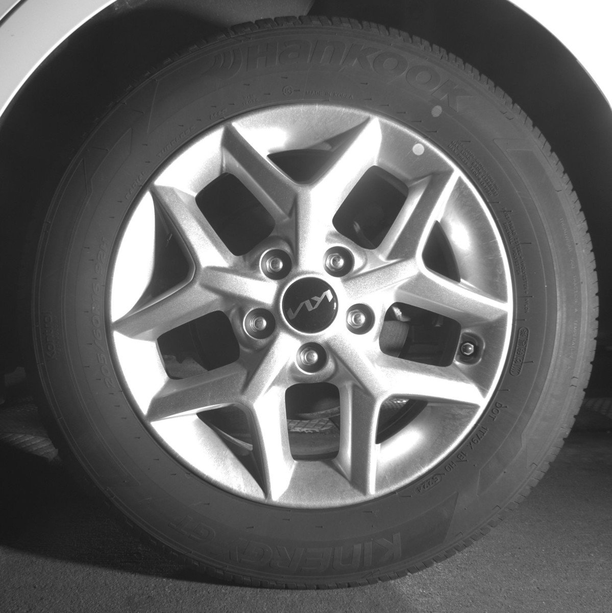 Used 2025 Kia Soul LX w/ LX Technology Package FWD image 14