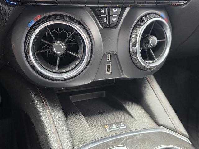 Used 2020 Chevrolet Blazer Premier w/ Driver Confidence II Package FWD image 40