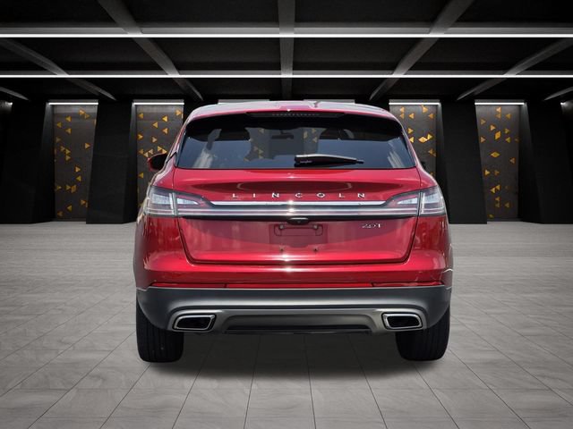 Used 2020 Lincoln Nautilus Reserve w/ Equipment Group 201A FWD image 5