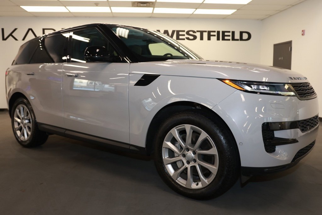 Used 2024 Land Rover Range Rover Sport SE image 8