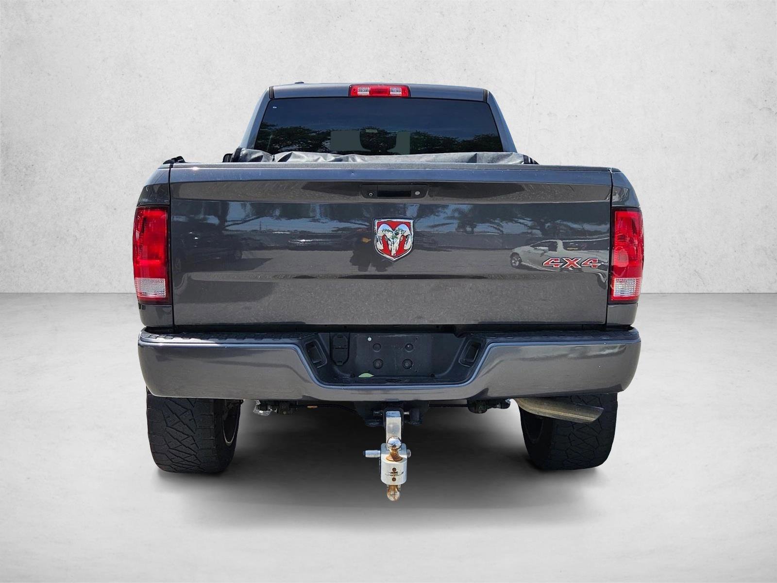 Used 2018 RAM 1500 Express AWD/4WD image 5