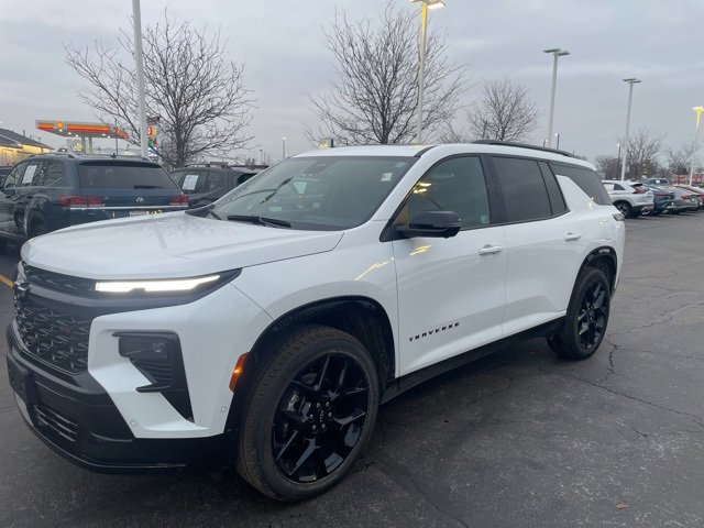 Used 2024 Chevrolet Traverse RS w/ LPO, Floor Liner Package image 5