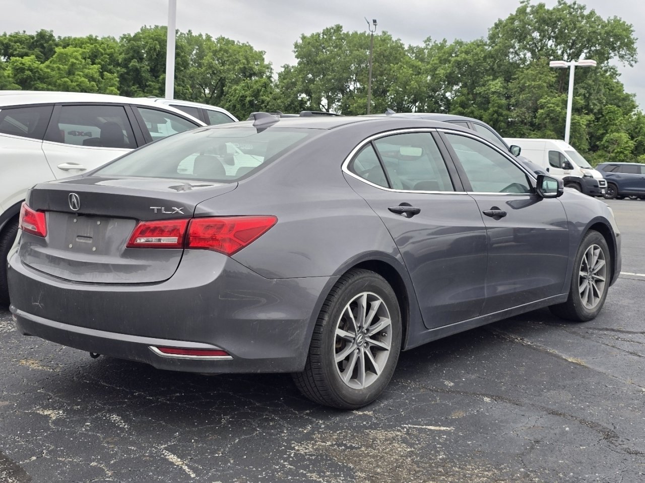 Used 2018 Acura TLX w/ Technology Package FWD image 7
