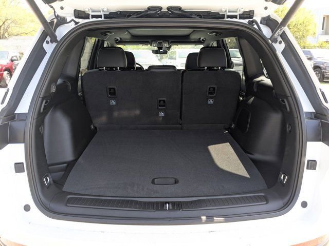 New 2026 Jeep Grand Cherokee Limited image 12