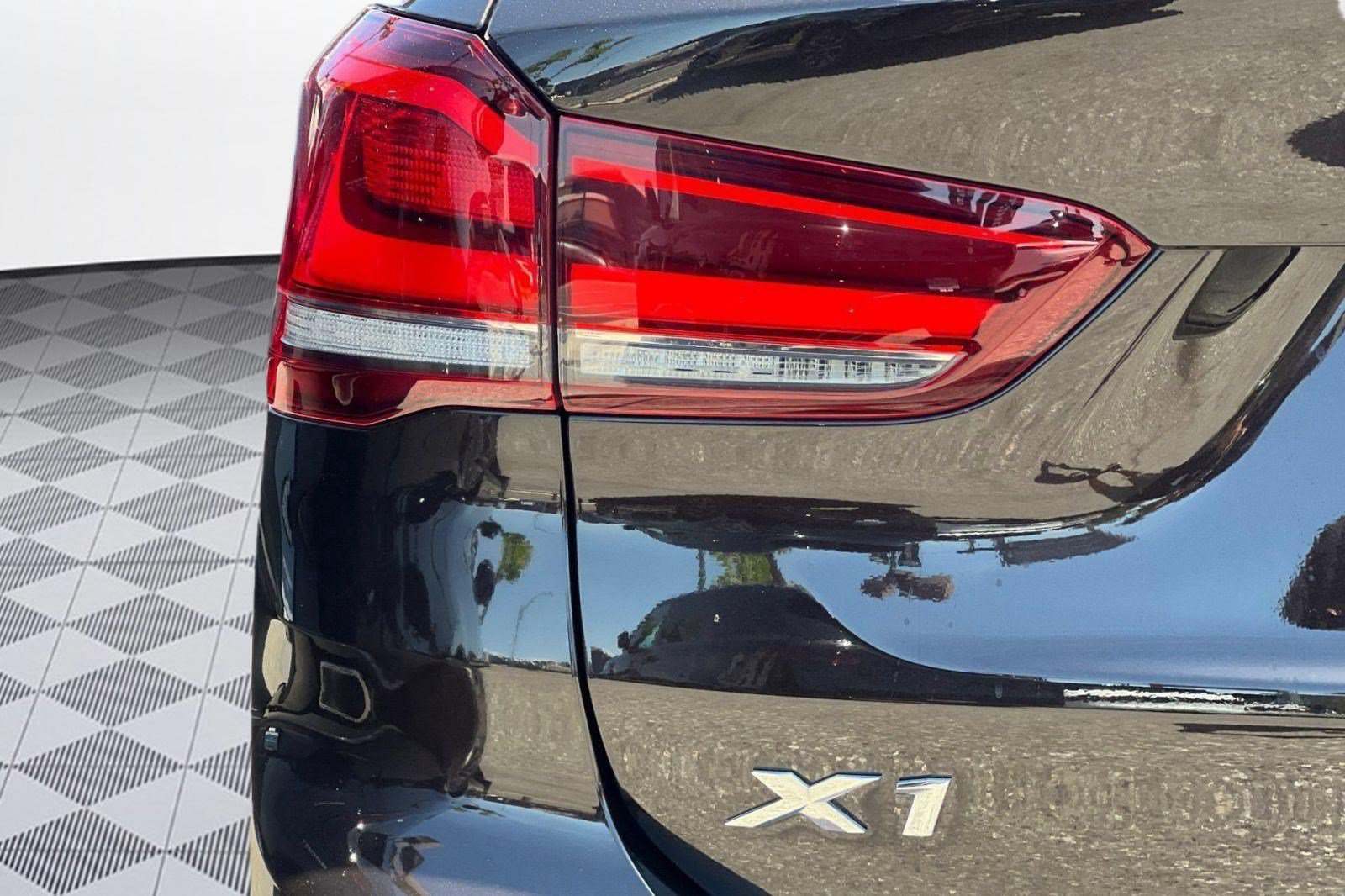Used 2020 BMW X1 sDrive28i FWD image 23