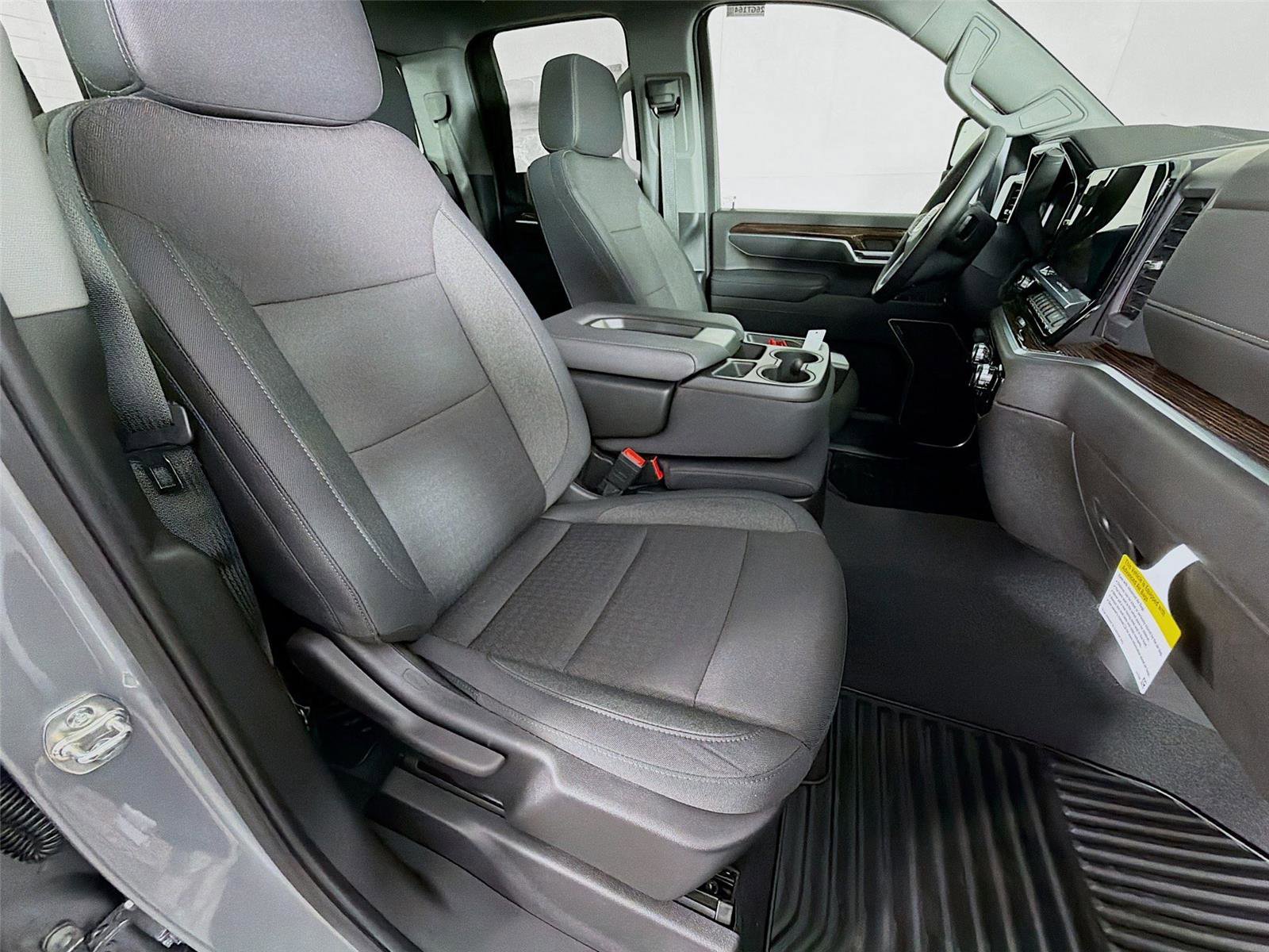 New 2026 GMC Sierra 2500 SLE w/ SLE Value Package; image 28