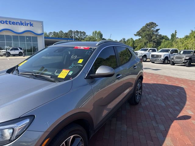 Used 2023 Buick Encore GX Select image 5