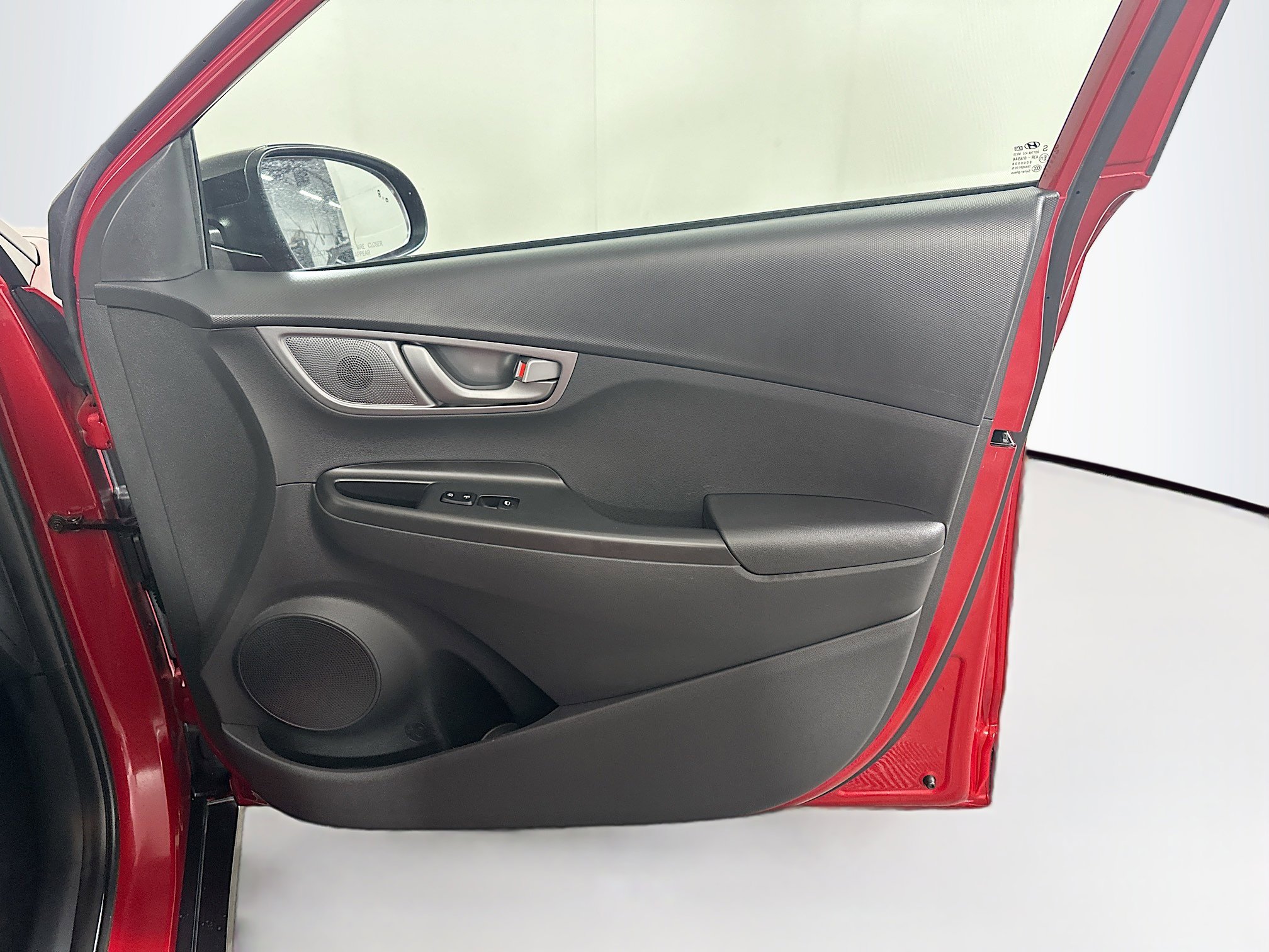 Used 2021 Hyundai Kona SEL FWD image 30