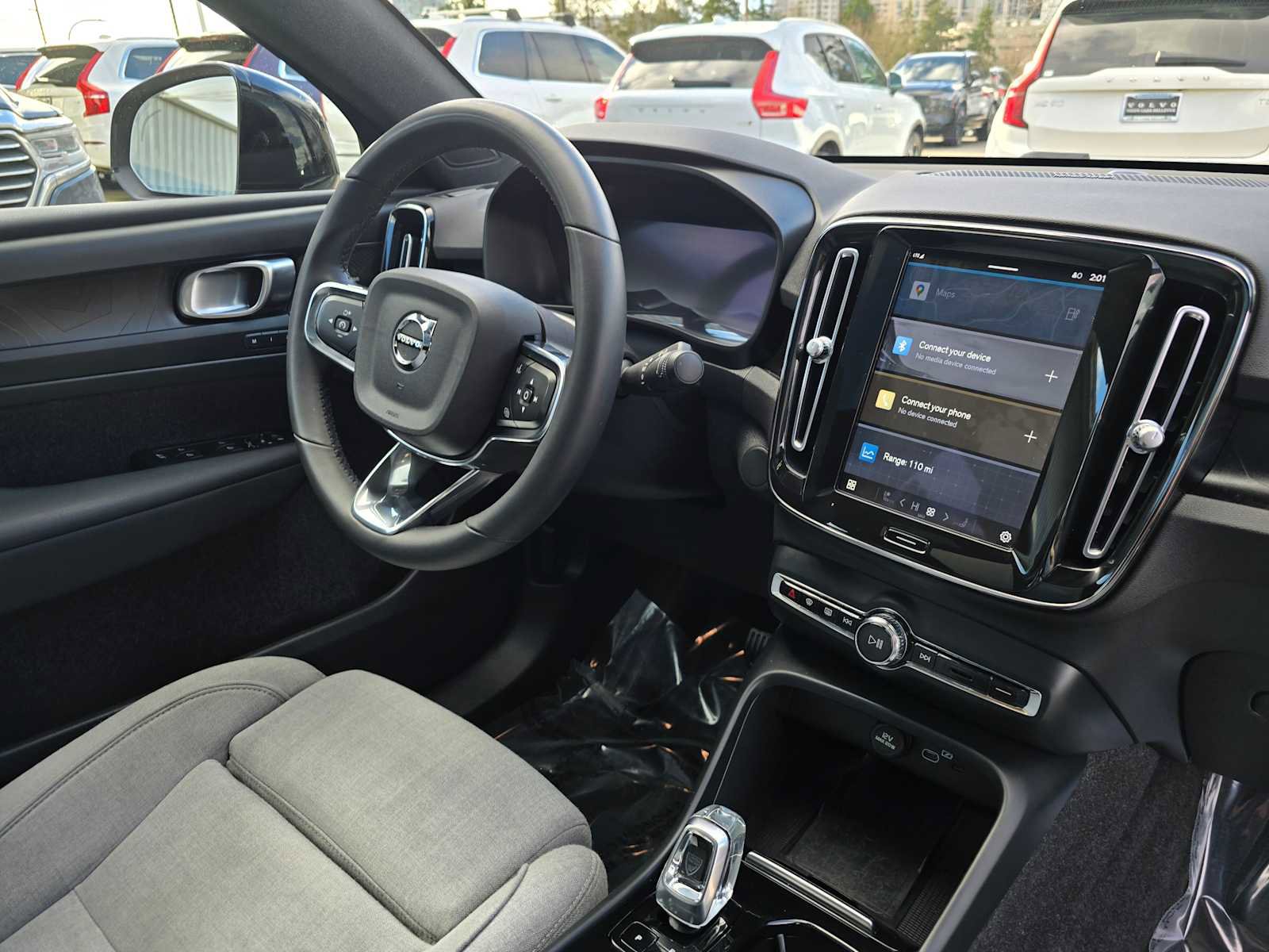 Used 2023 Volvo C40 P8 Recharge Ultimate image 12