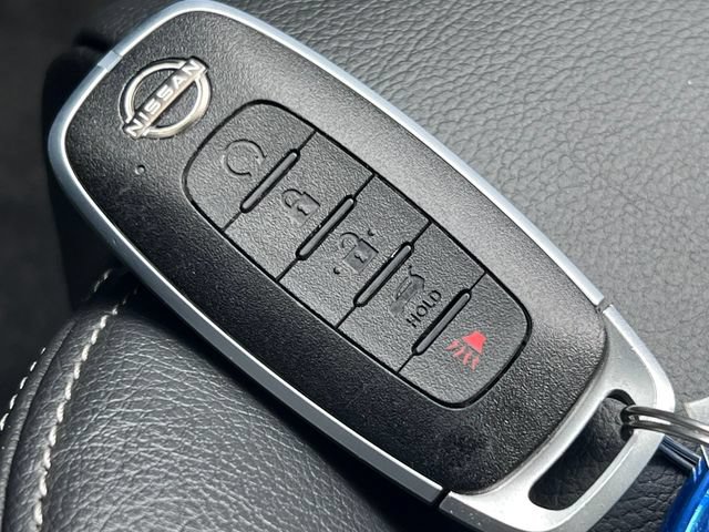 Used 2025 Nissan Rogue SL w/ Tech Package AWD/4WD image 29