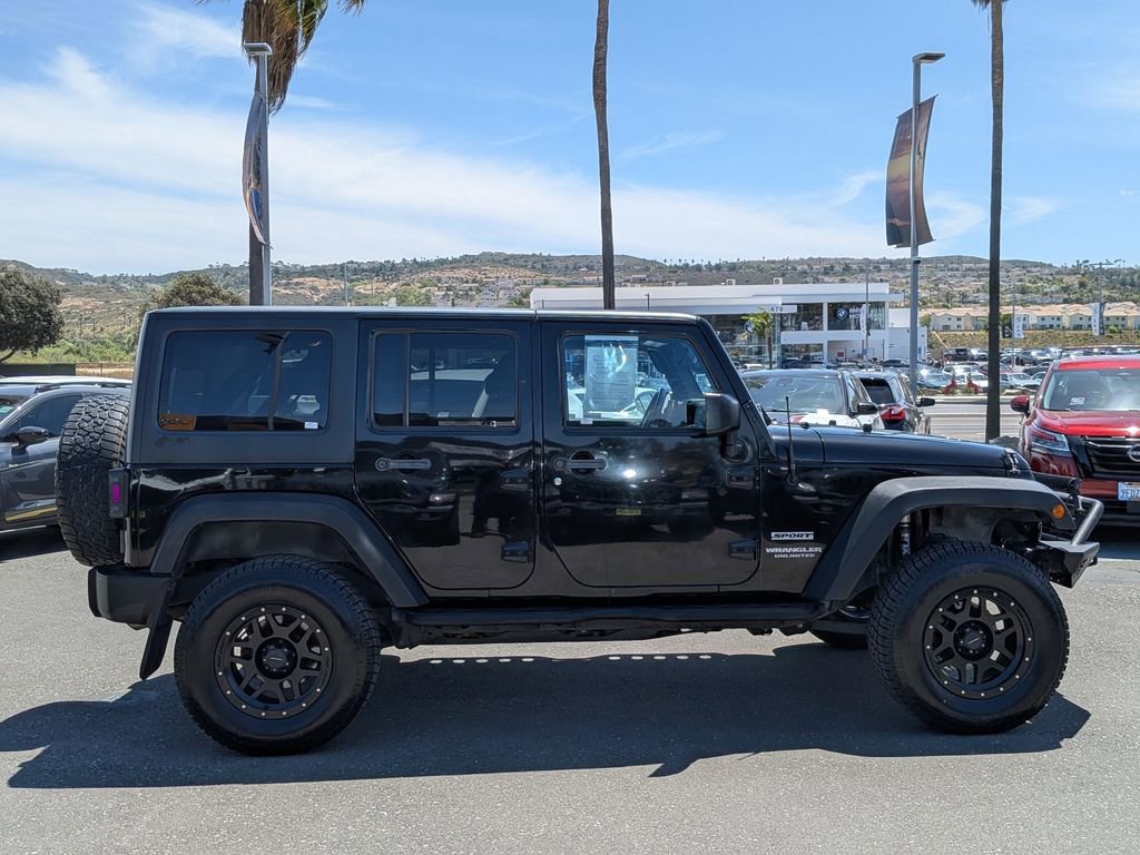 Used 2015 Jeep Wrangler Unlimited Sport w/ Quick Order Package 24S AWD/4WD image 9