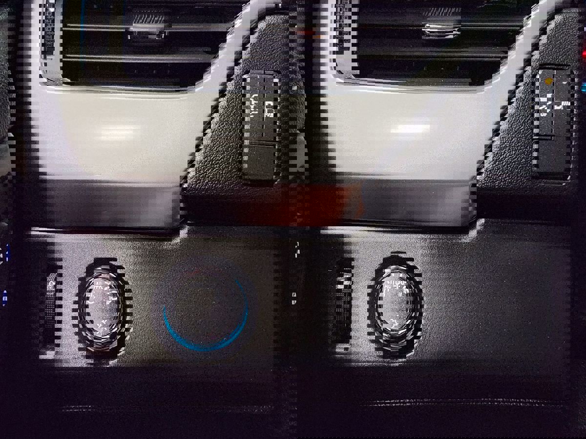 Used 2018 Chevrolet Tahoe LS image 39