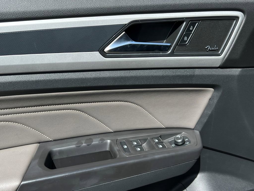 Used 2023 Volkswagen Atlas Cross Sport SEL Premium R-Line image 30