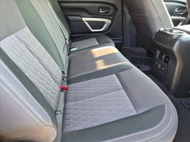 Used 2020 Nissan Titan SV w/ SV Convenience Package AWD/4WD image 19