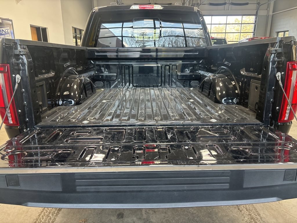 Used 2024 Ford F150 Lariat AWD/4WD image 8