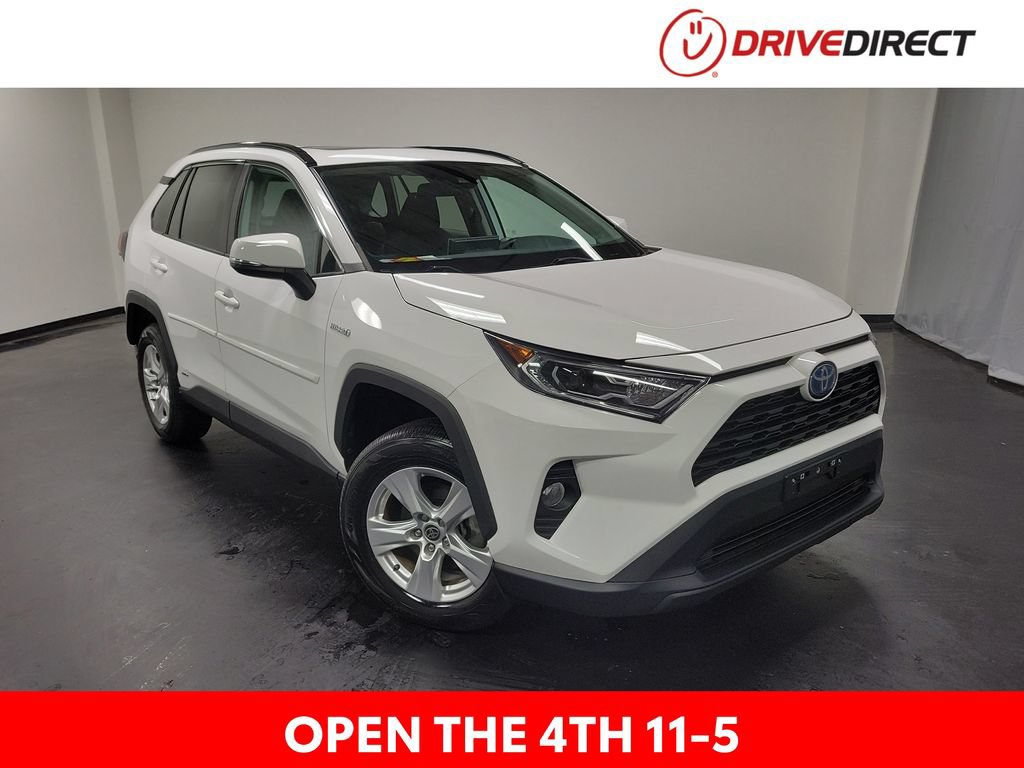 Used 2021 Toyota RAV4 XLE w/ Convenience Package
