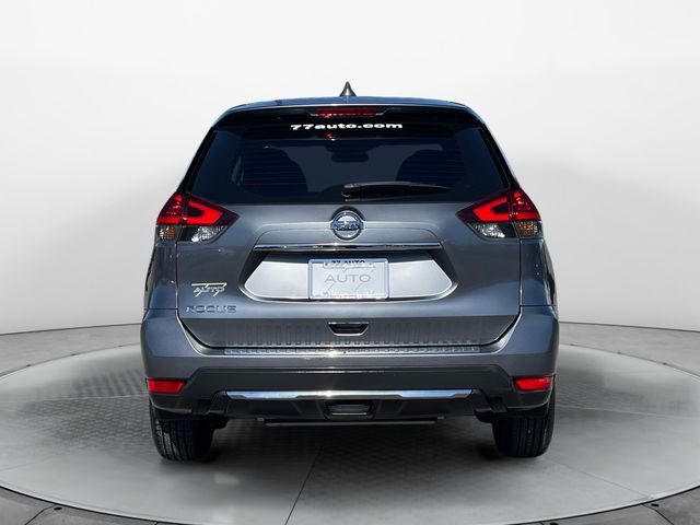 Used 2018 Nissan Rogue S image 4