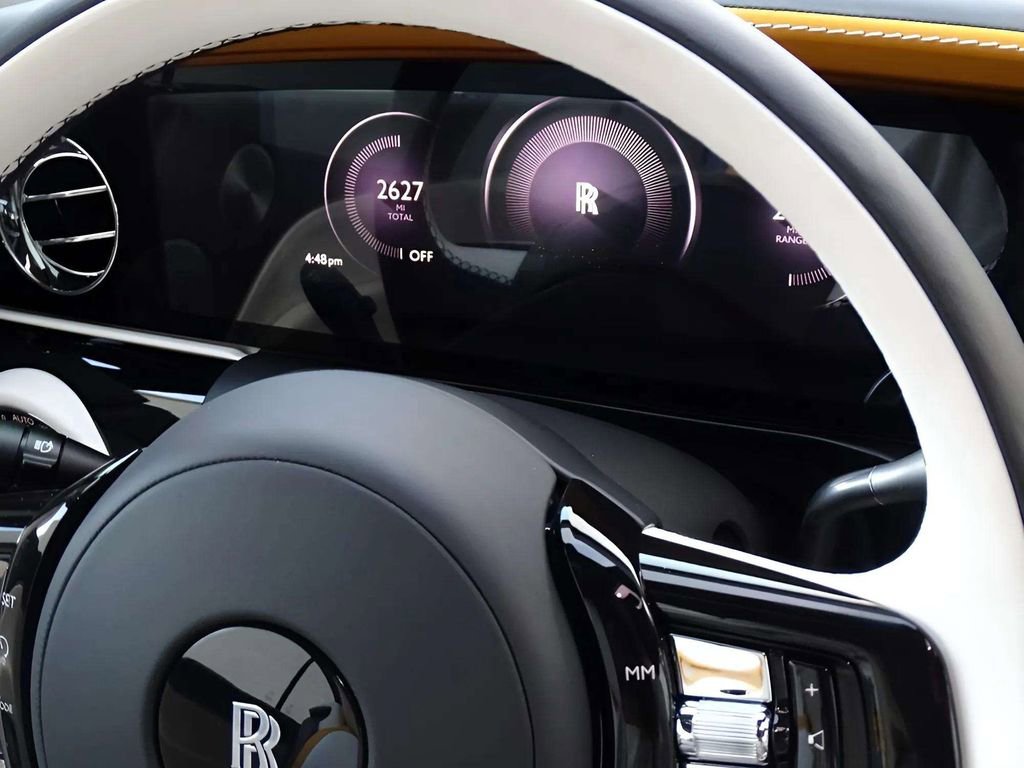 Used 2024 Rolls-Royce Spectre w/ Spectre Launch Package image 21