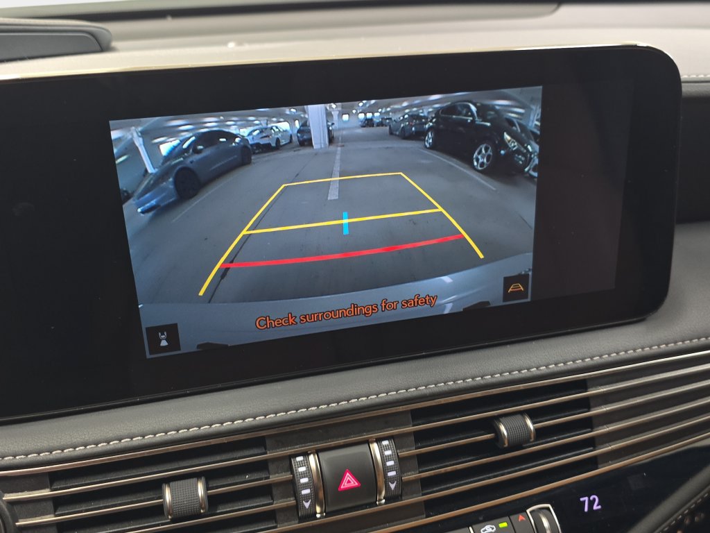 Used 2024 Lexus LS 500 RWD image 24