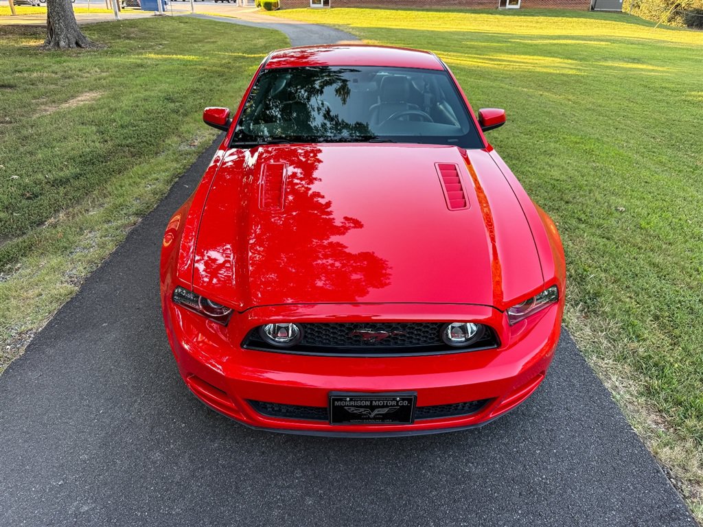 Used 2013 Ford Mustang GT Premium RWD image 8