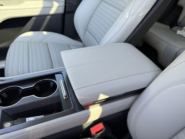 New 2026 Lincoln Nautilus Reserve AWD/4WD image 21